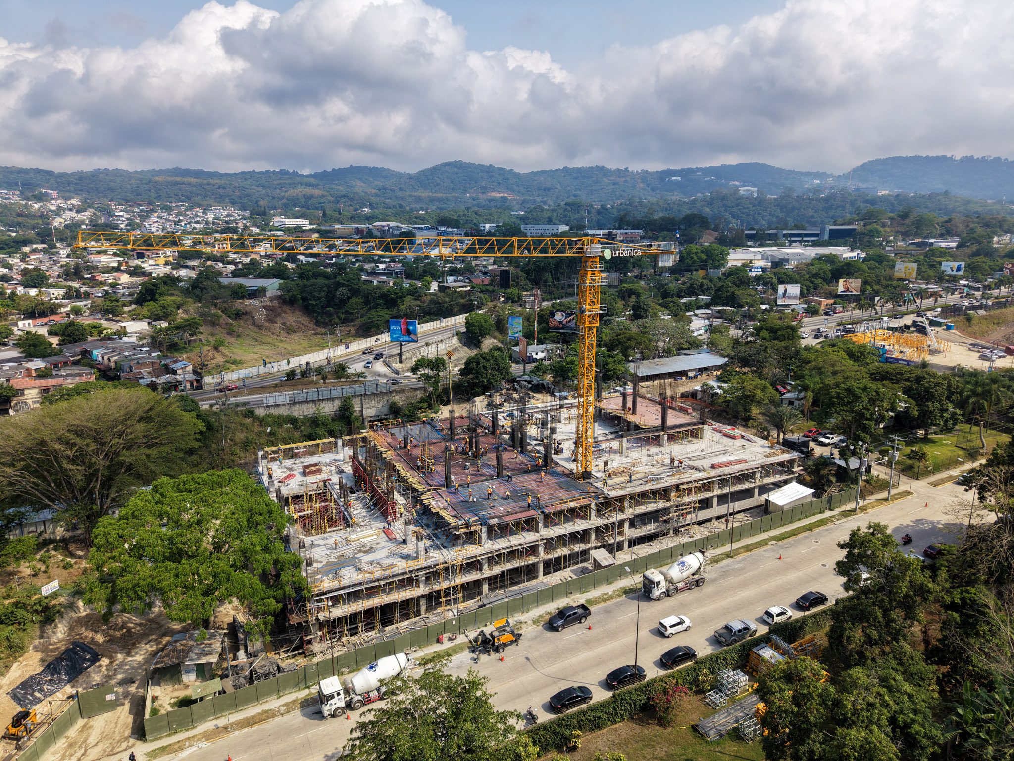 avanza-construccion-de-proyecto-residencial-portal-alcala-con-inversion-de-128-millones-en-san-salvador